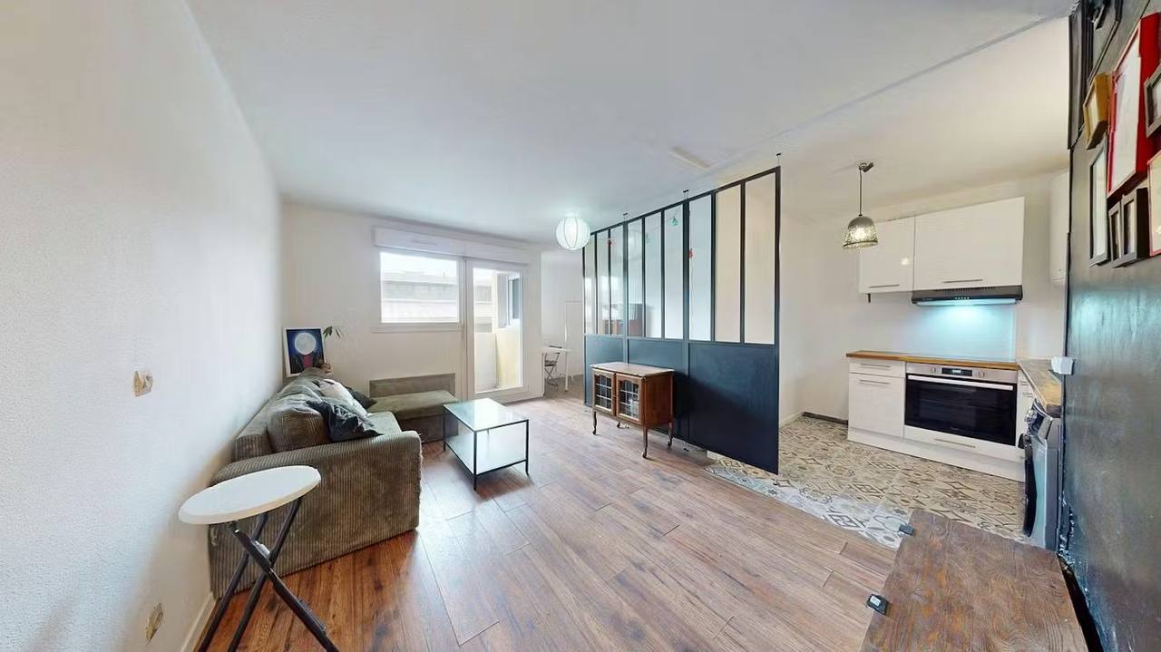 T1 meublé - Image 7